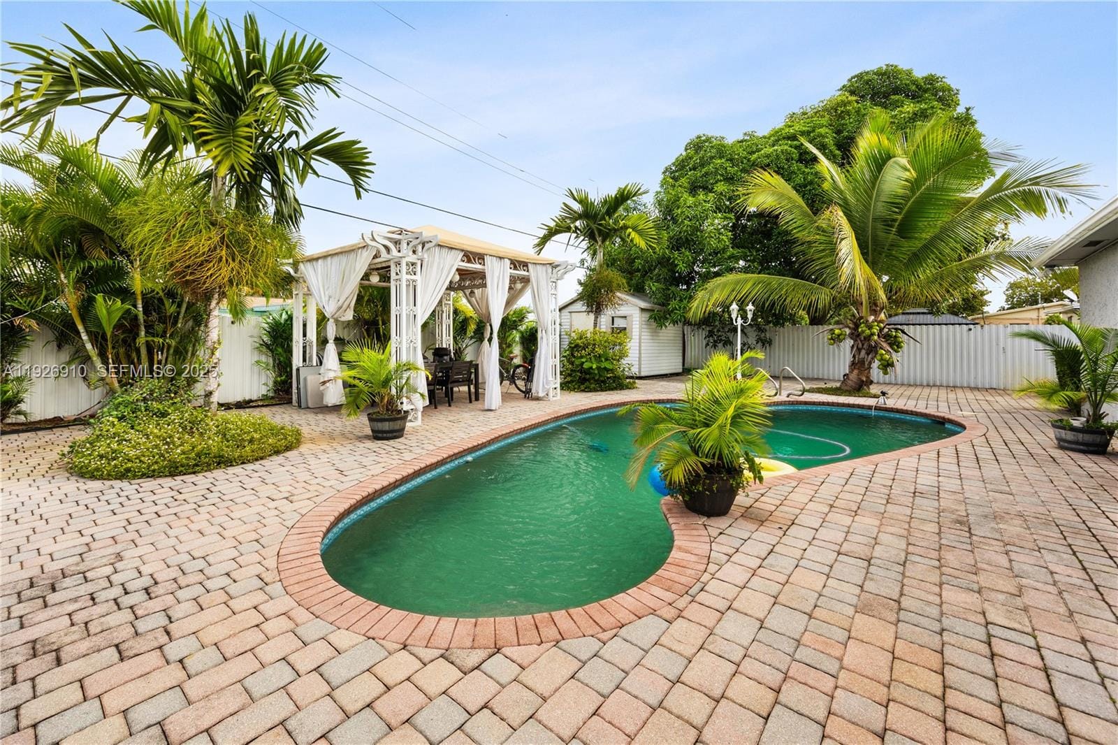 401 NW 183rd Street, Miami Gardens, FL 33169 photo 22