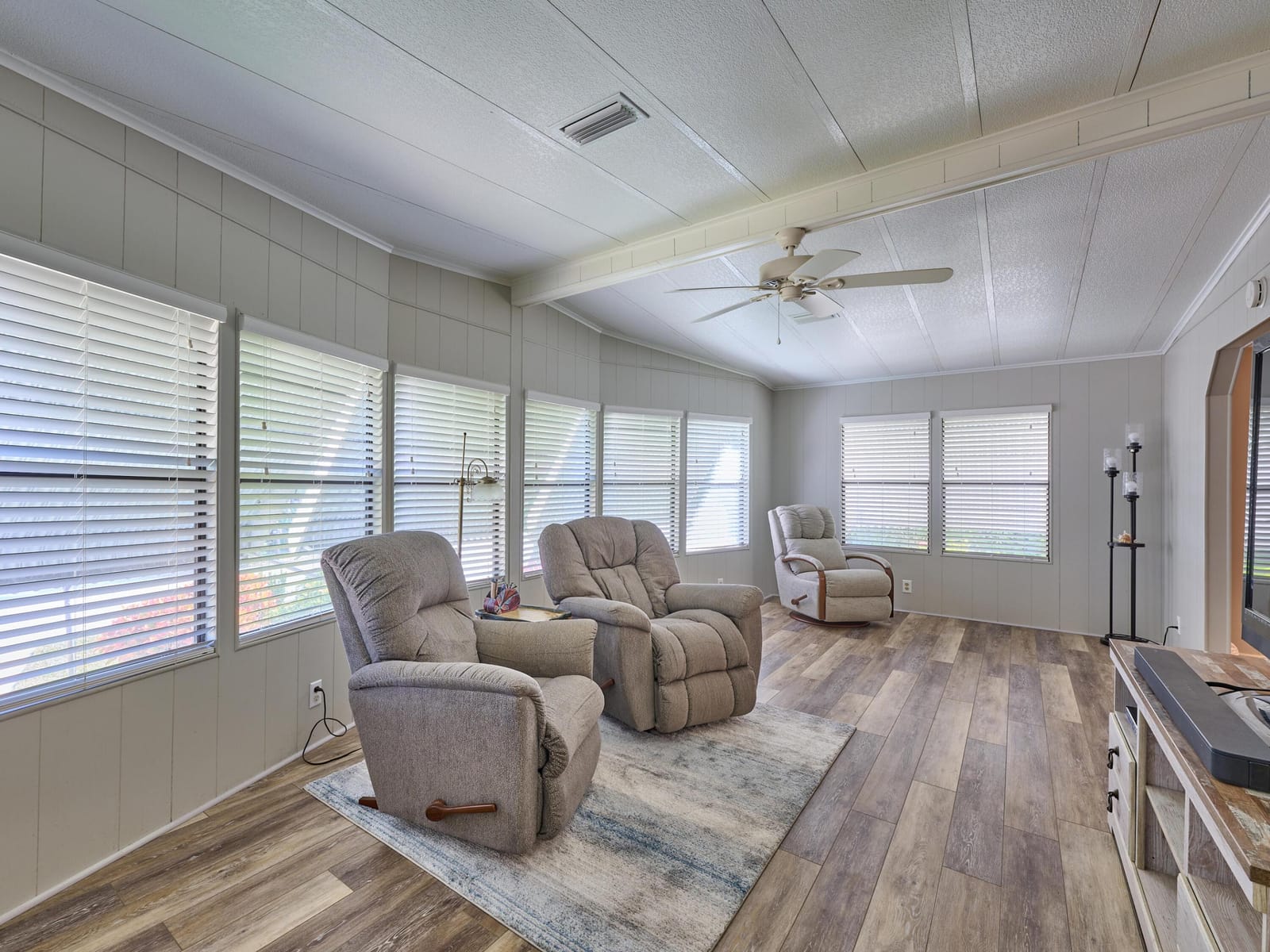 7526 SE Independence Avenue, Hobe Sound, FL 33455 photo 11