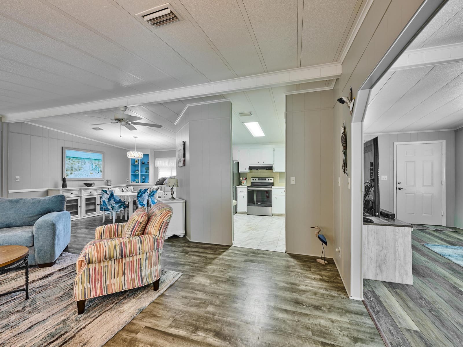 7526 SE Independence Avenue, Hobe Sound, FL 33455 photo 5