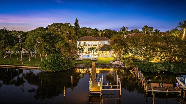 19651 Riverside Drive, Jupiter, FL 33469