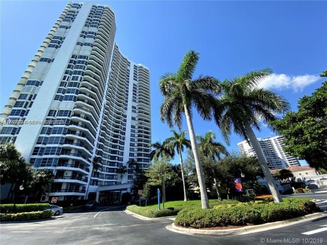 3530 Mystic Pointe Drive 2303, Aventura, FL 33180