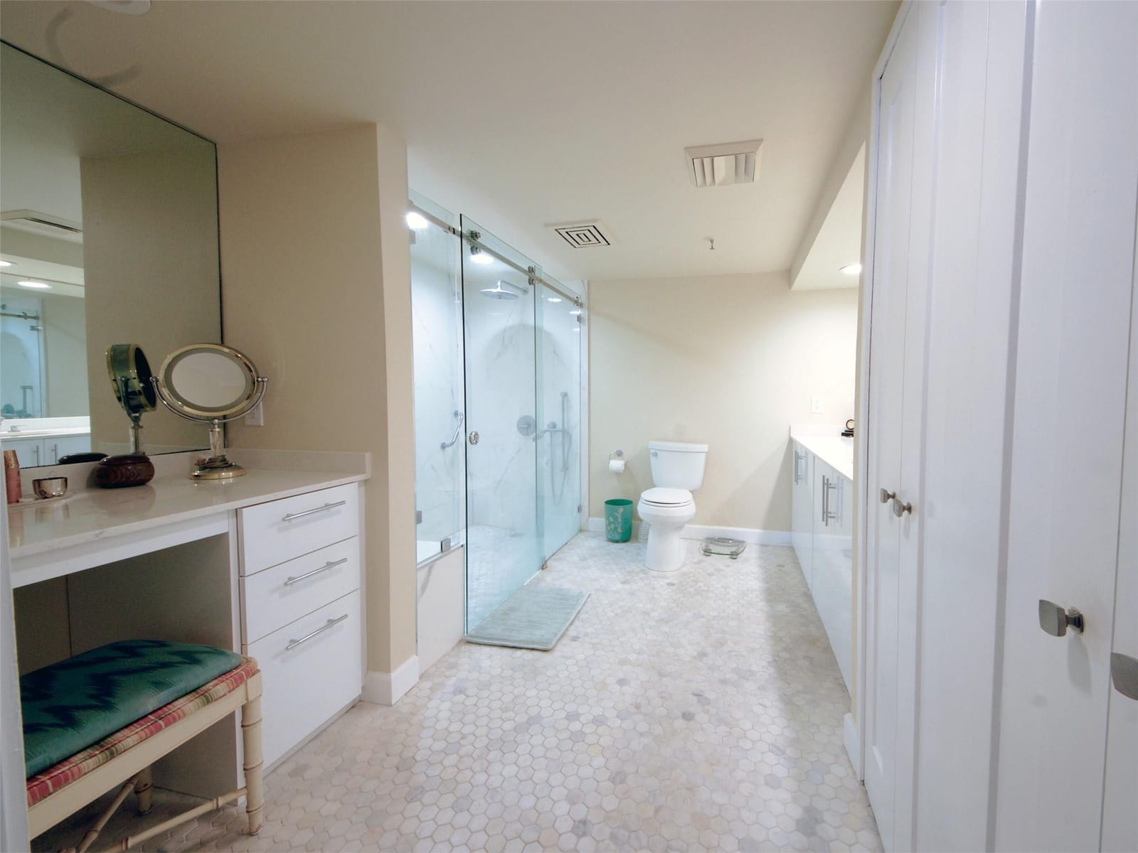 2480 Presidential Way 1703, West Palm Beach, FL 33401 photo 22