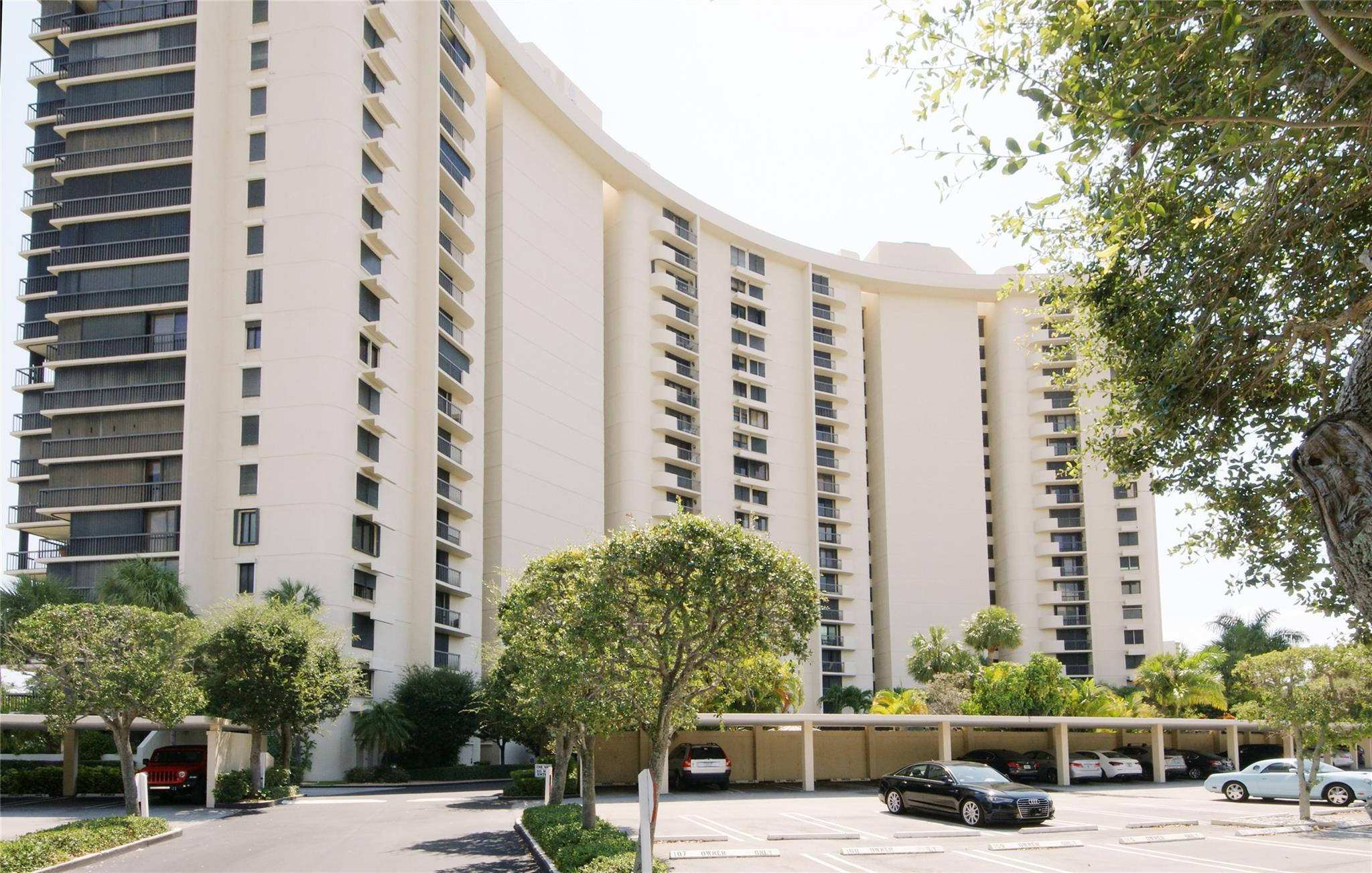 2480 Presidential Way 1703, West Palm Beach, FL 33401, West Palm Beach