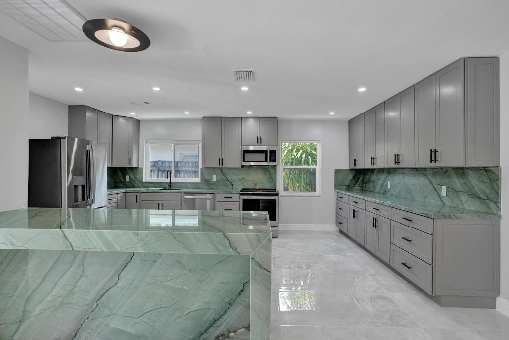 1424 Adams Street — photo 11