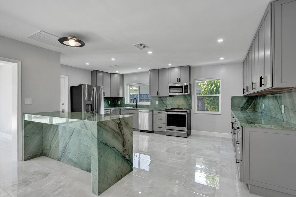 1424 Adams Street — photo 12