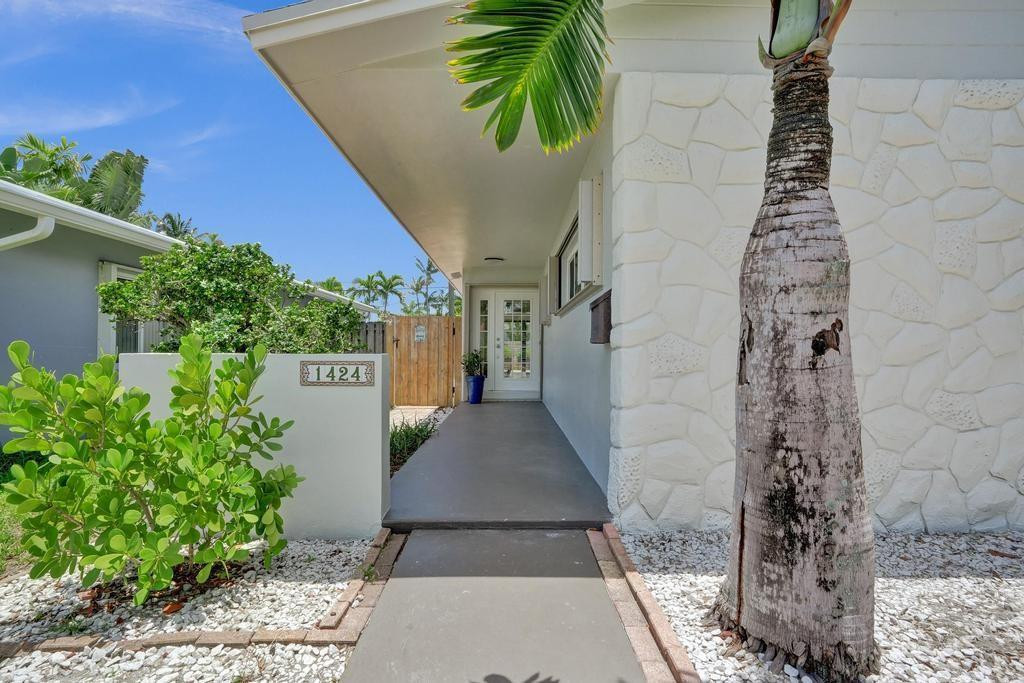 1424 Adams Street, Hollywood, FL 33020, Hollywood