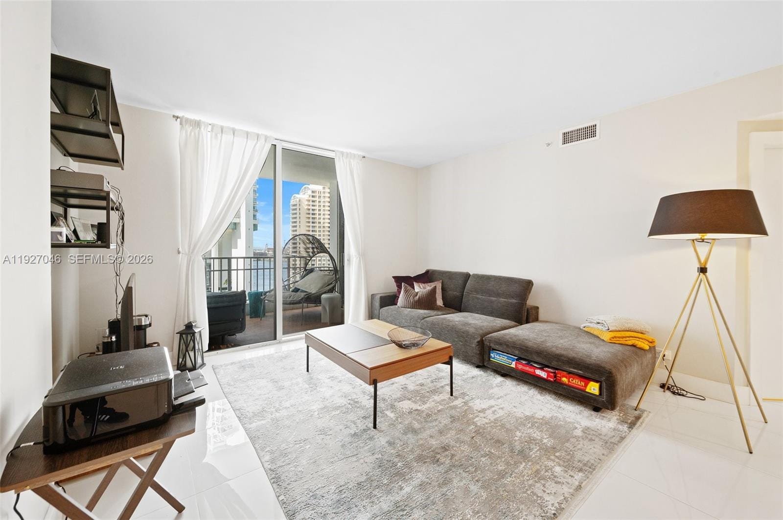 701 Brickell Key Boulevard 1605, Miami, FL 33131 photo 11