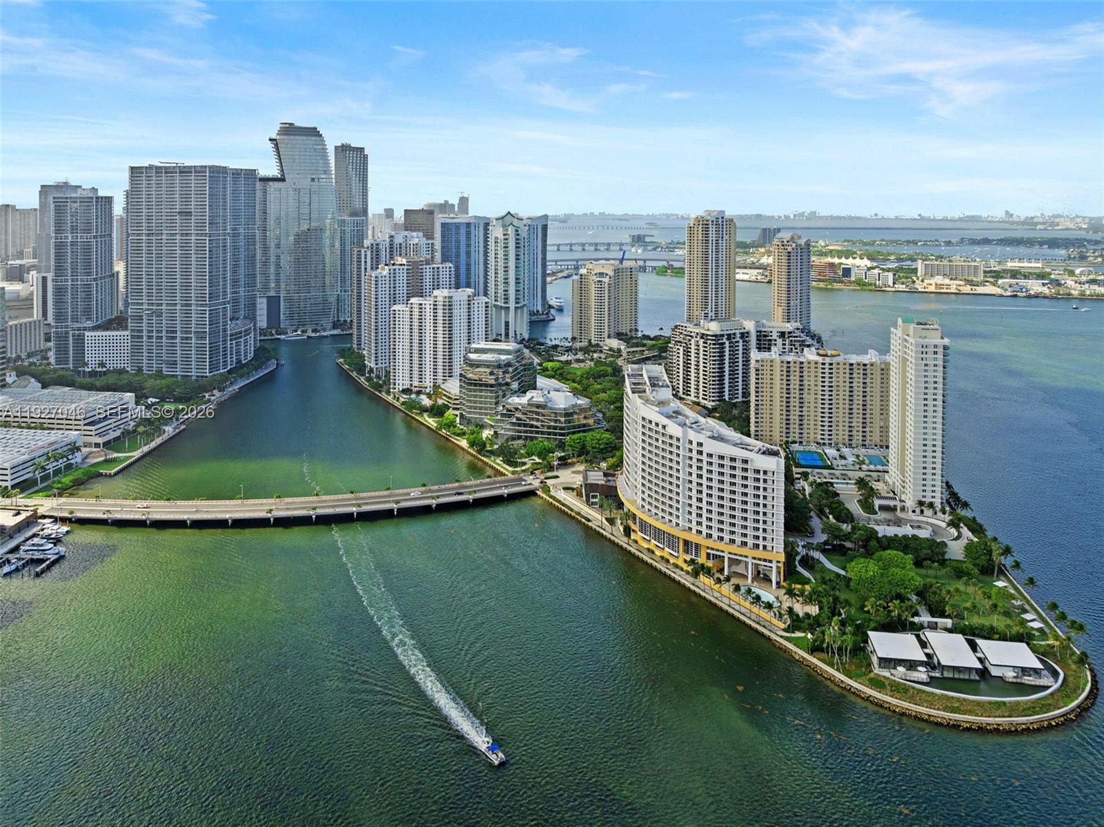 701 Brickell Key Boulevard 1605, Miami, FL 33131, Miami