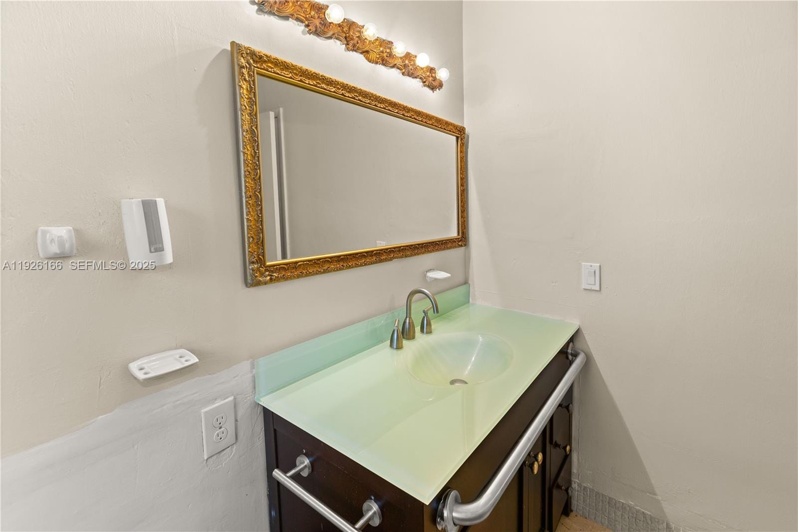 612 Minorca Avenue, Coral Gables, FL 33134 photo 24
