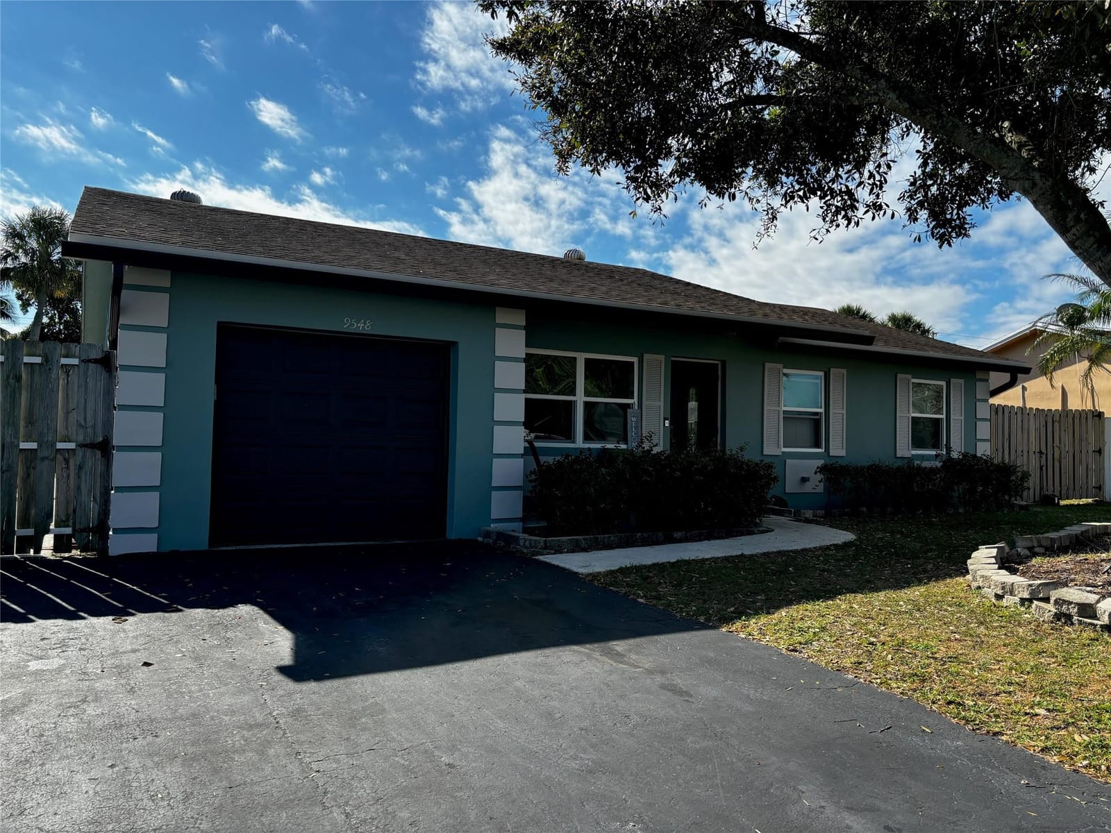 9548 Richmond Circle, Boca Raton, FL 33434