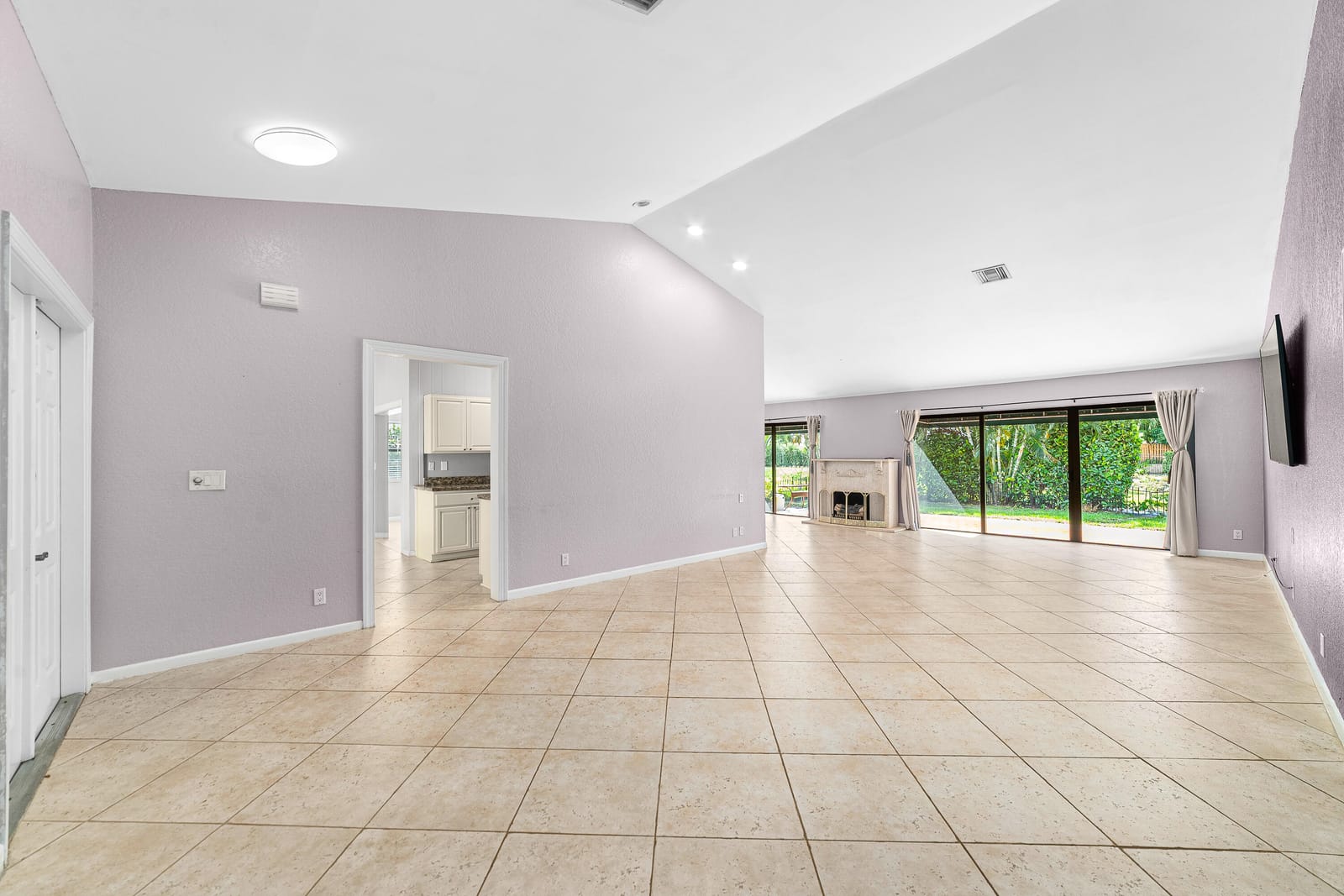 6200 Via Tierra Drive, Boca Raton, FL 33433 photo 3