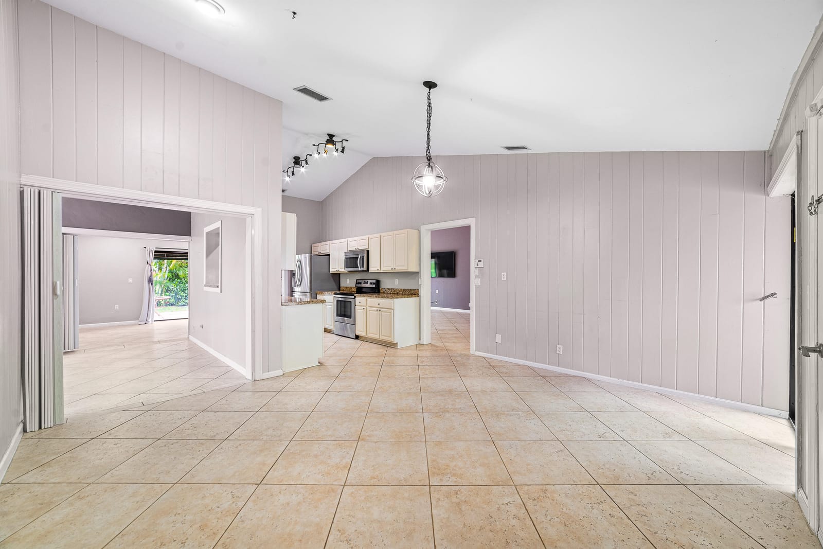 6200 Via Tierra Drive, Boca Raton, FL 33433 photo 7