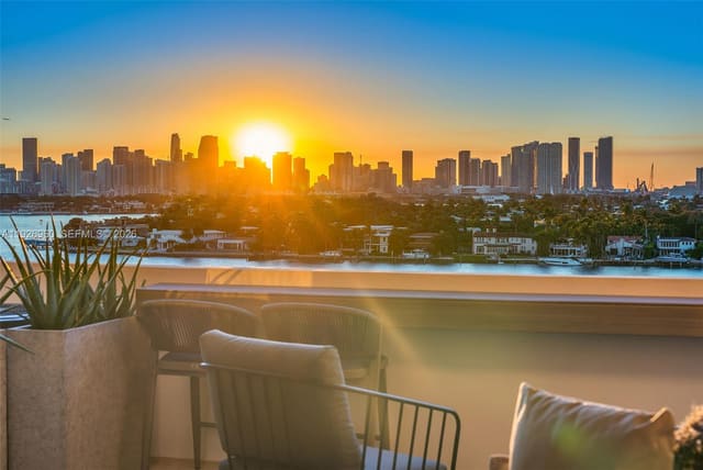 3 Island Avenue 09H, Miami Beach, FL 33139