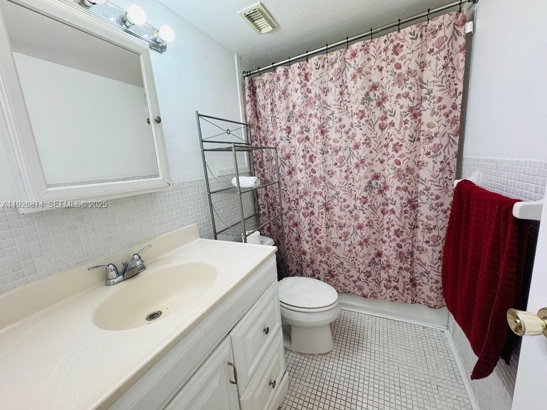 3660 NE 166th Street 812, North Miami Beach, FL 33160 photo 22