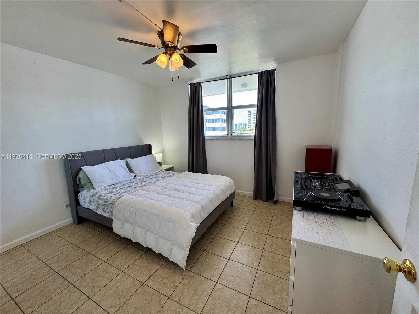 3660 NE 166th Street 812, North Miami Beach, FL 33160 photo 25