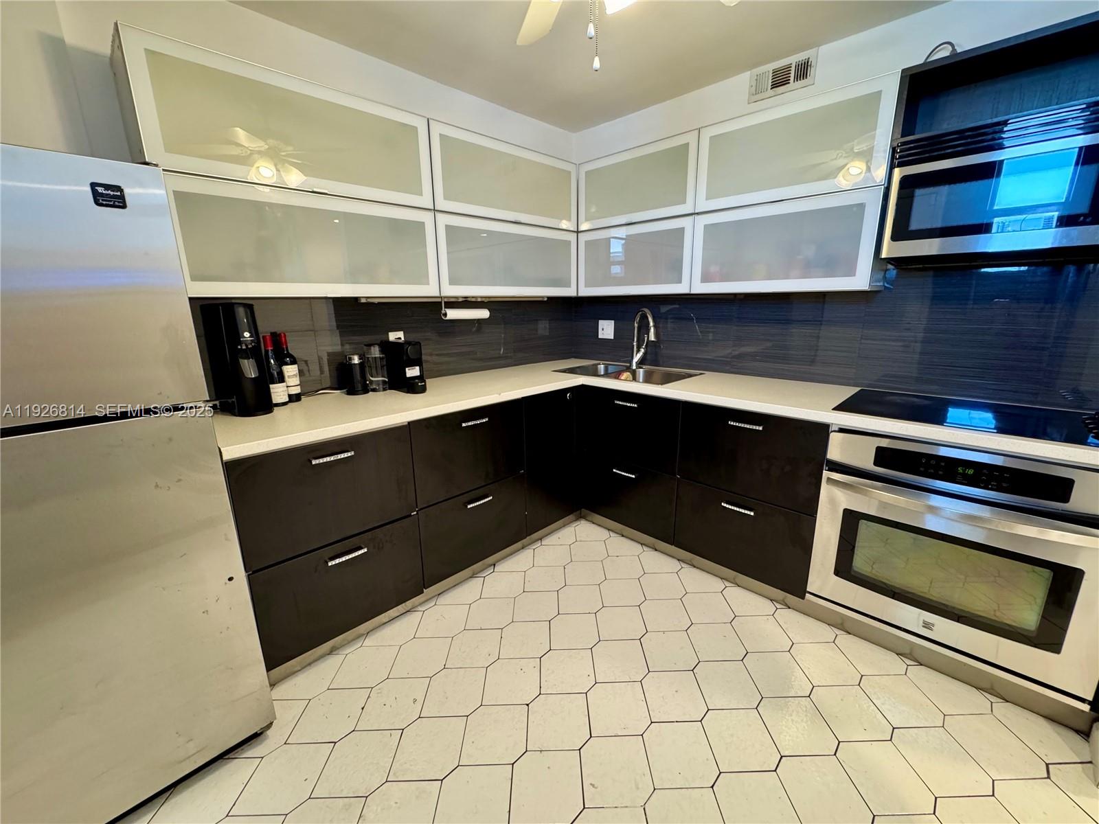 3660 NE 166th Street 812, North Miami Beach, FL 33160, North Miami Beach