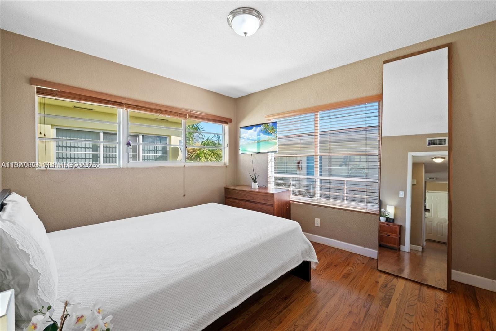 8345 Byron Avenue 6, Miami Beach, FL 33141 photo 14