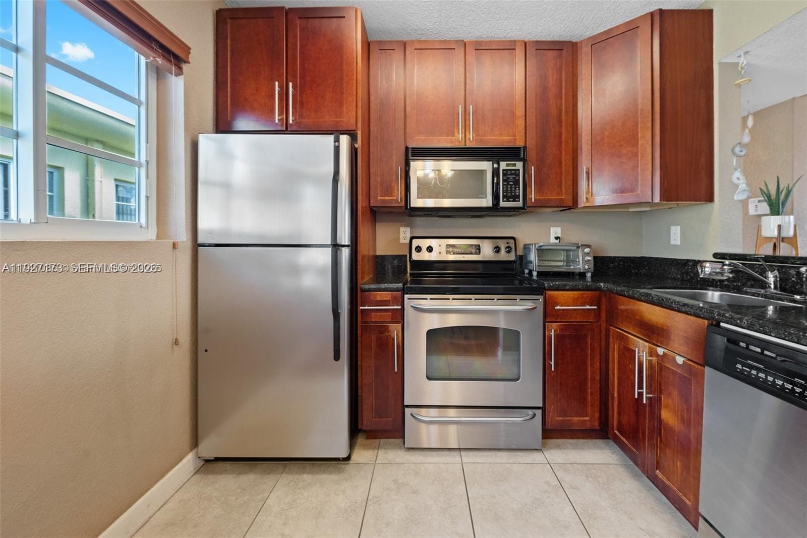 8345 Byron Avenue 6 — photo 7