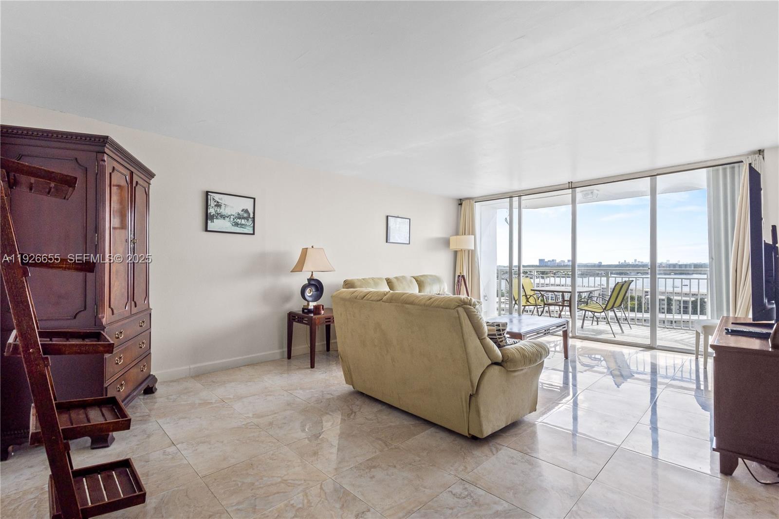 18011 Biscayne Boulevard 1501, Aventura, FL 33160 photo 14