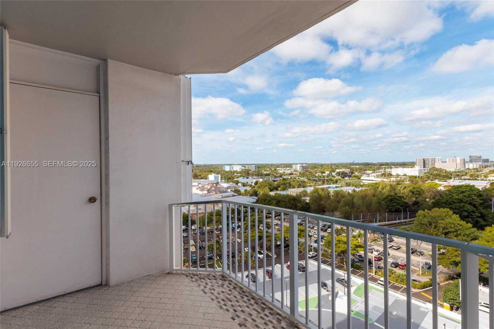 18011 Biscayne Boulevard 1501, Aventura, FL 33160 photo 30