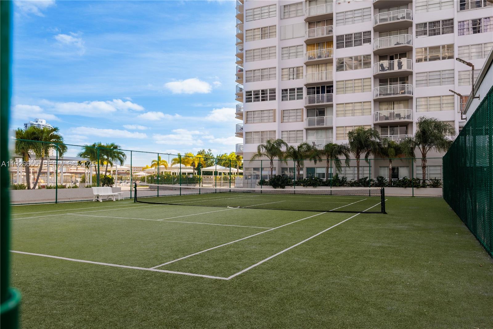18011 Biscayne Boulevard 1501 — photo 7