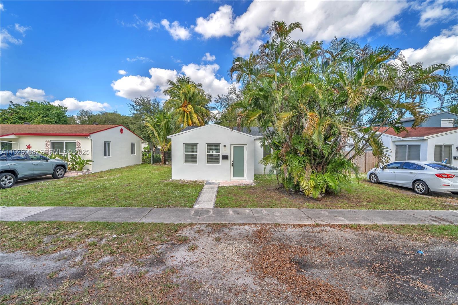 2431 Coolidge Street — photo 4
