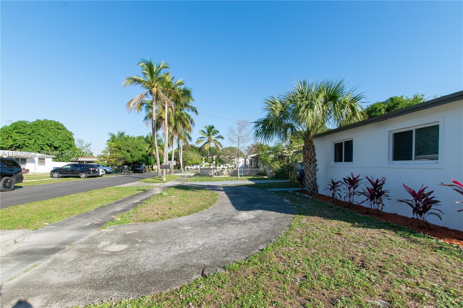 17231 NW 24th Place, Miami Gardens, FL 33056 photo 3