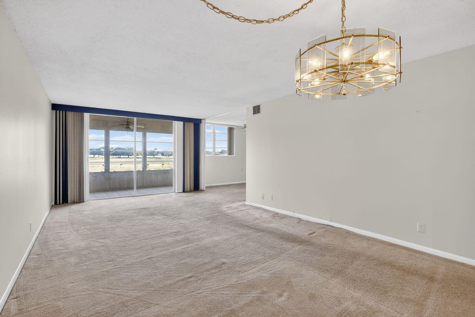 2571 Aragon Boulevard 214, Sunrise, FL 33322 photo 11