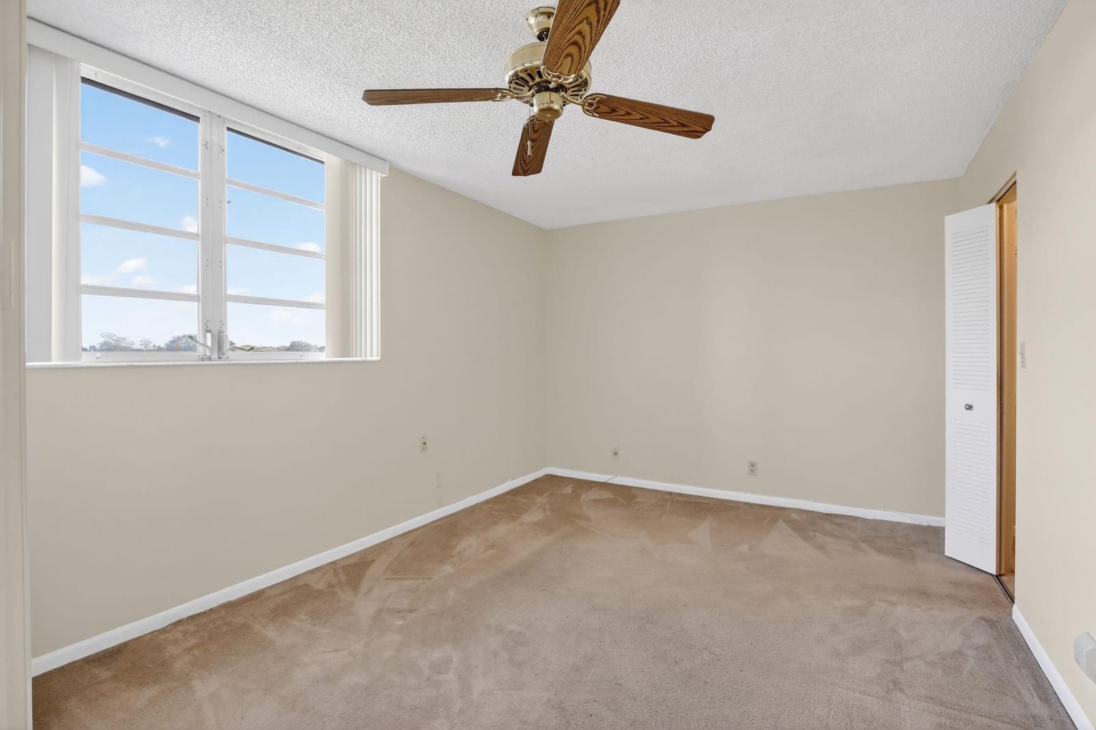 2571 Aragon Boulevard 214, Sunrise, FL 33322 photo 15