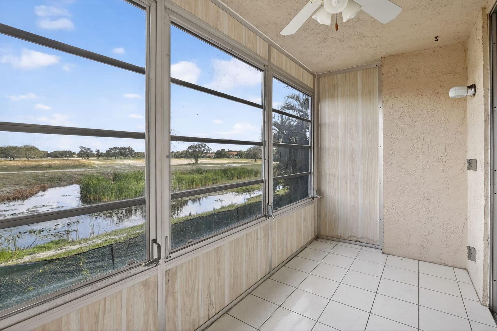 2571 Aragon Boulevard 214, Sunrise, FL 33322 photo 22
