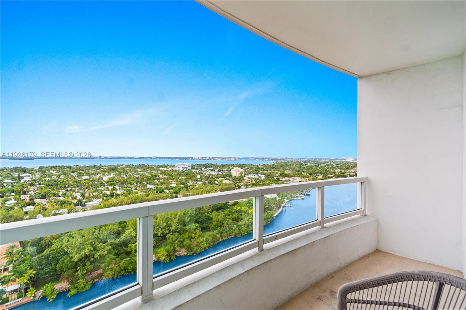 4401 Collins Avenue 2517 — photo 10