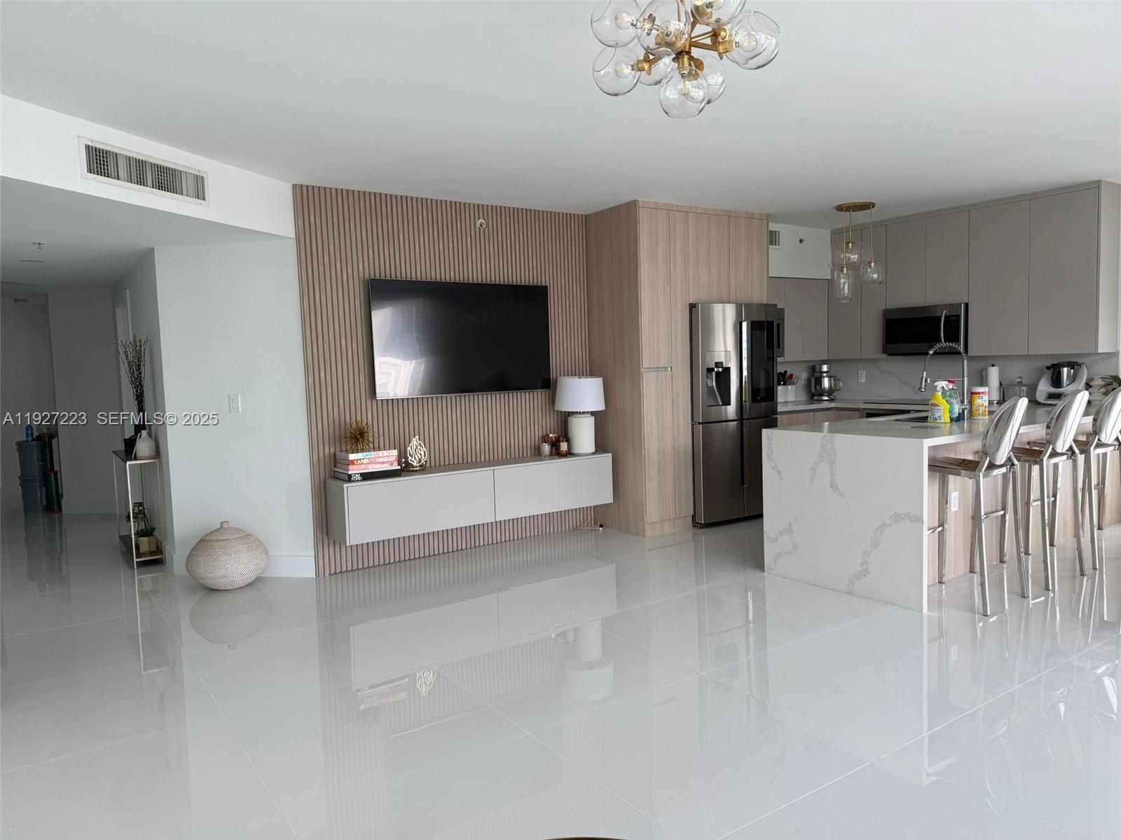 17555 Atlantic Boulevard 1001, Sunny Isles Beach, FL 33160, Sunny Isles Beach