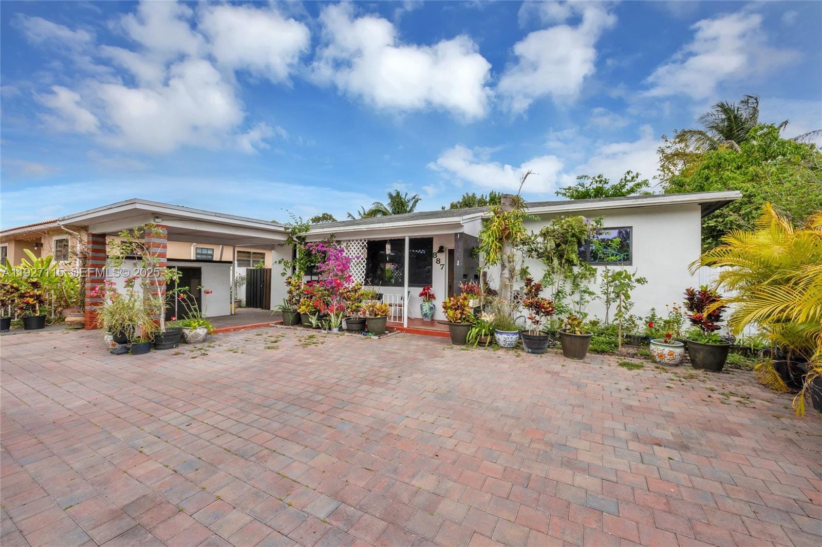 887 NE 145th Street, North Miami, FL 33161