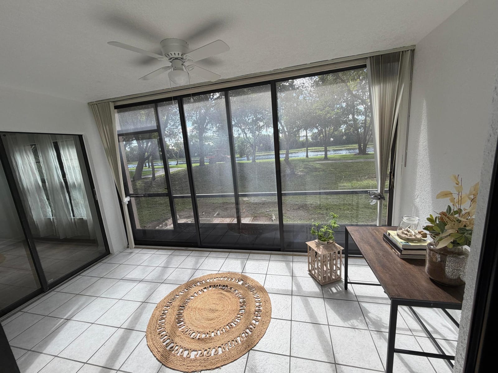 2202 S Cypress Bend Drive 101 — photo 6