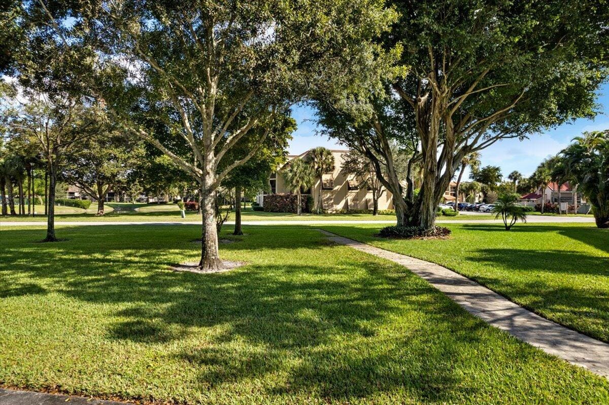 10203 Mangrove Drive 101, Boynton Beach, FL 33437 photo 29