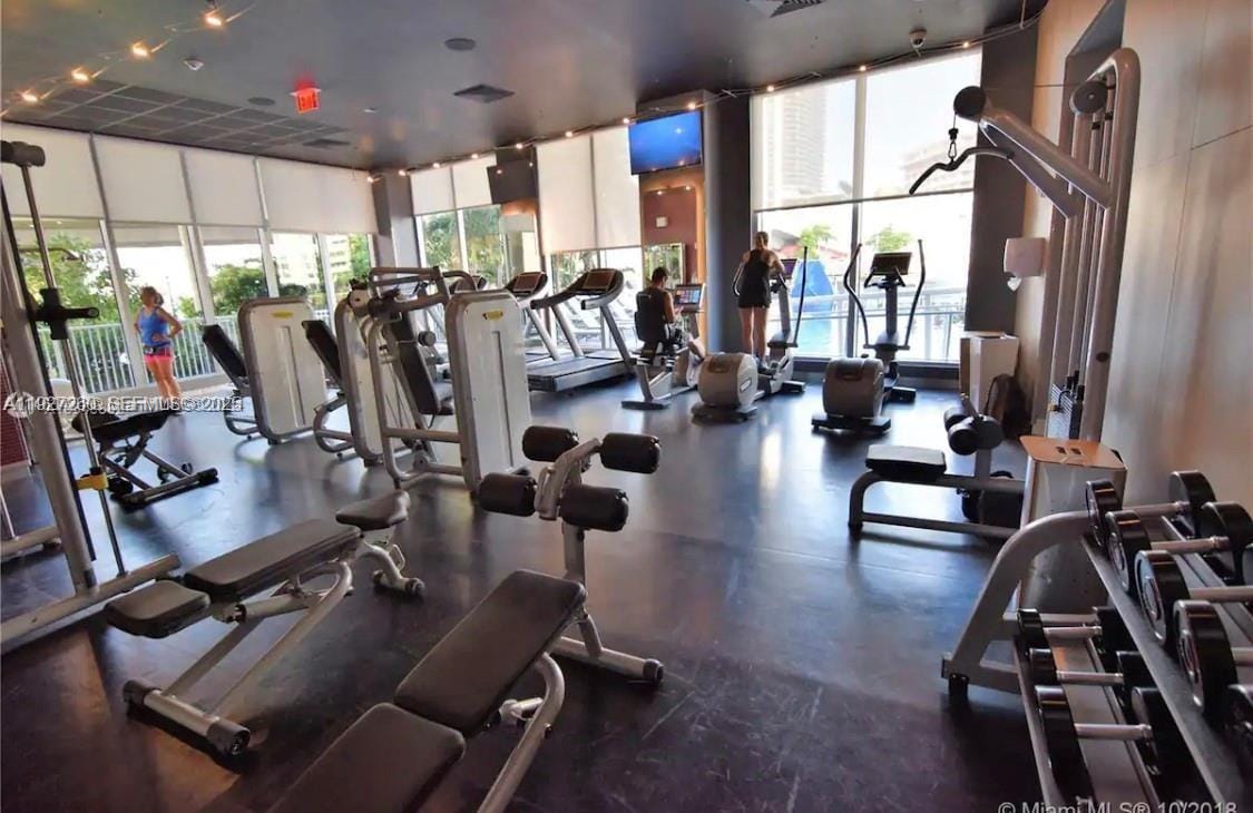 2602 E Hallandale Beach Boulevard R809, Hallandale Beach, FL 33009 photo 27