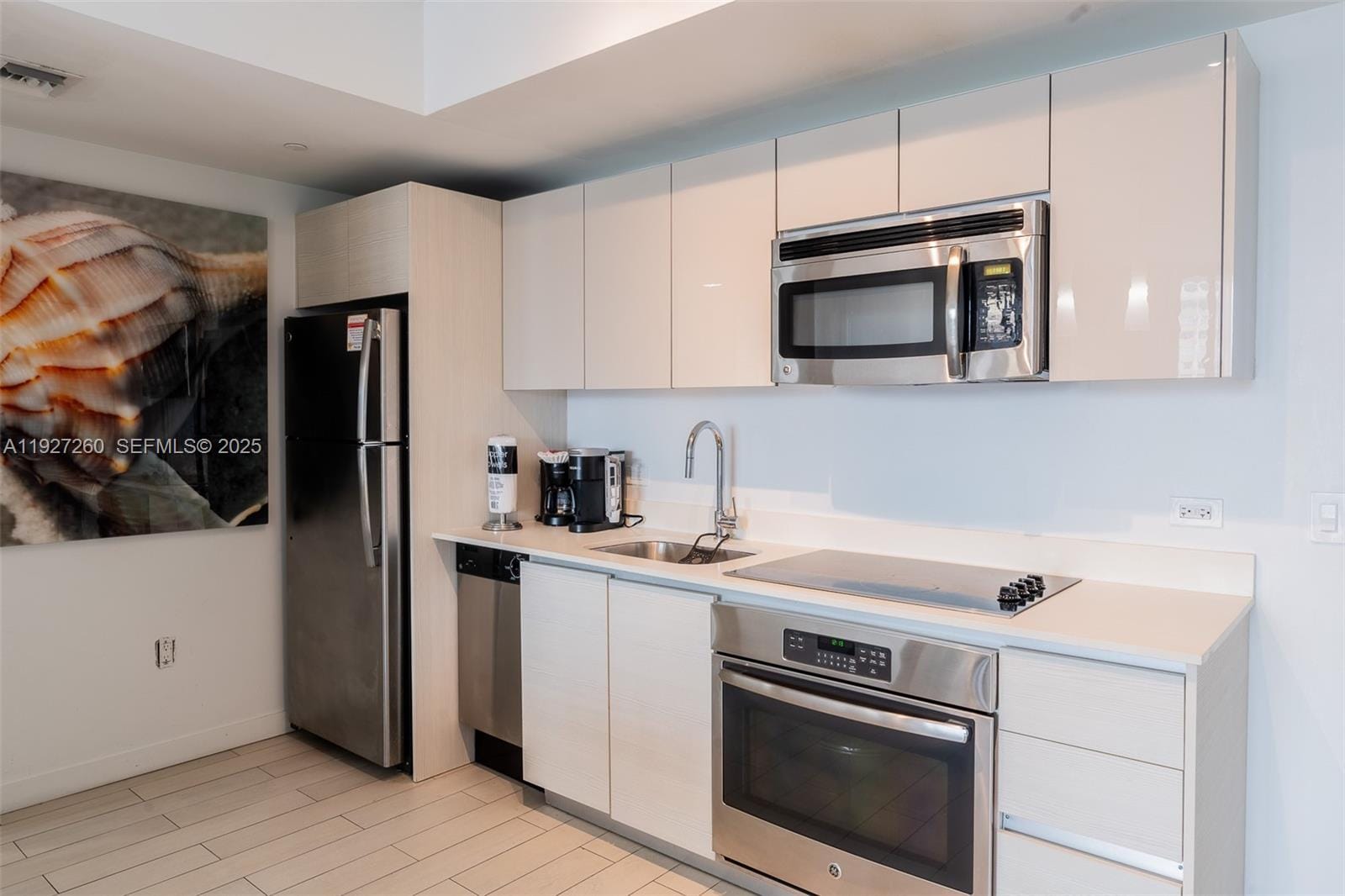 2602 E Hallandale Beach Boulevard R809 — photo 7