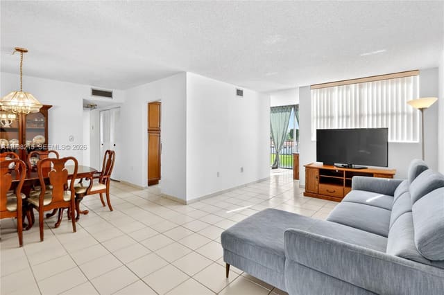 9401 SW 4th Street 3016, Miami, FL 33174