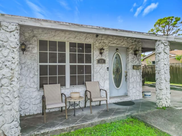 828 Northern Drive, Lake Park, FL 33403