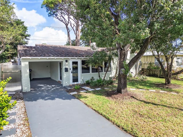 235 NE 21st Street, sold in Petite, Wilton Manors, FL