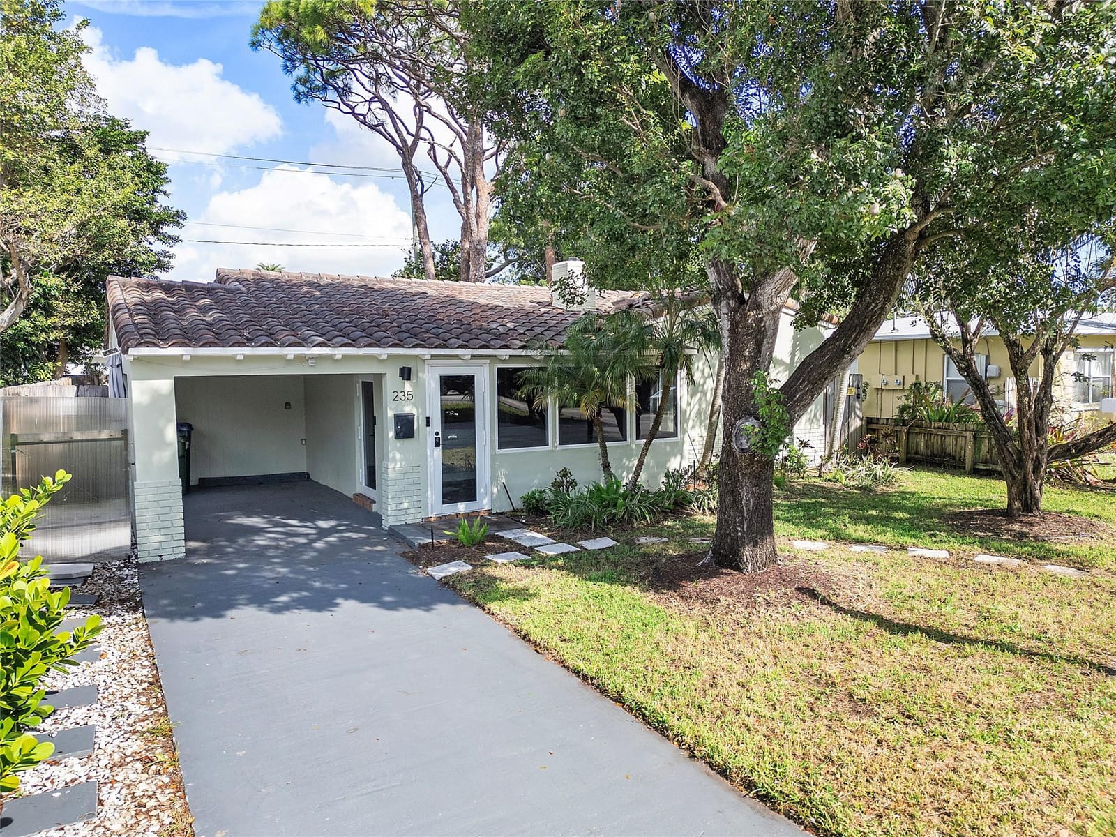 235 NE 21st Street, Wilton Manors, FL 33305