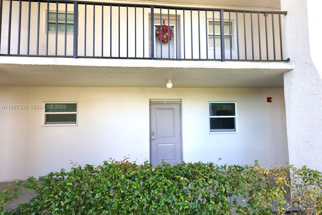 9450 Poinciana Place 106 — photo 4
