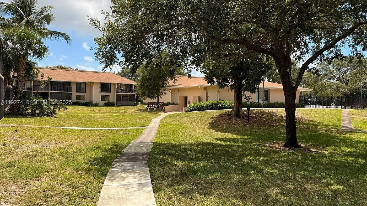 5855 Washington Street 91, Hollywood, FL 33023 photo 16