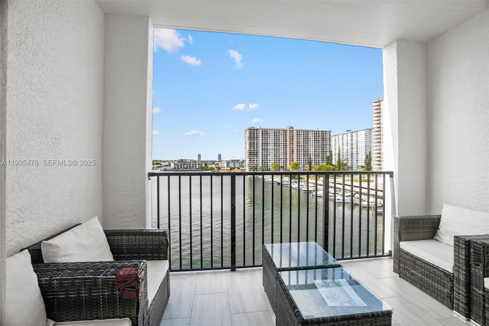 17150 N Bay Road 2706, Sunny Isles Beach, FL 33160 photo 4