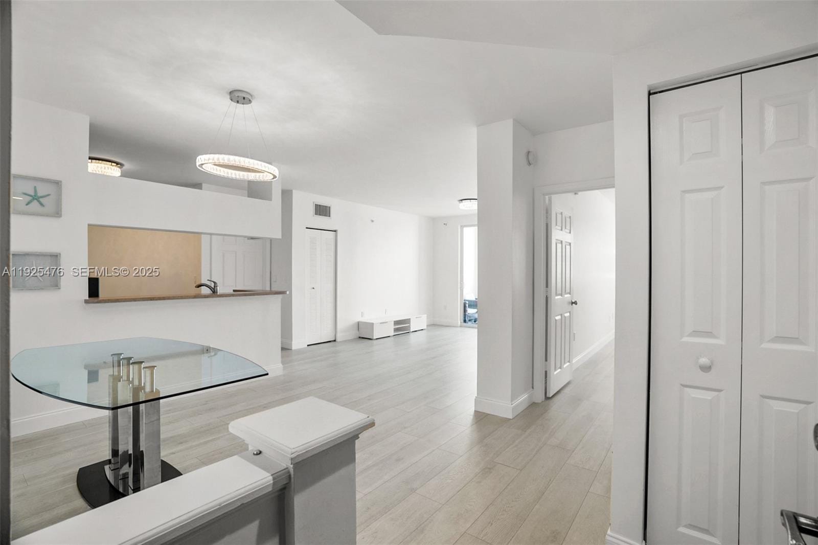 17150 N Bay Road 2706, Sunny Isles Beach, FL 33160 photo 7