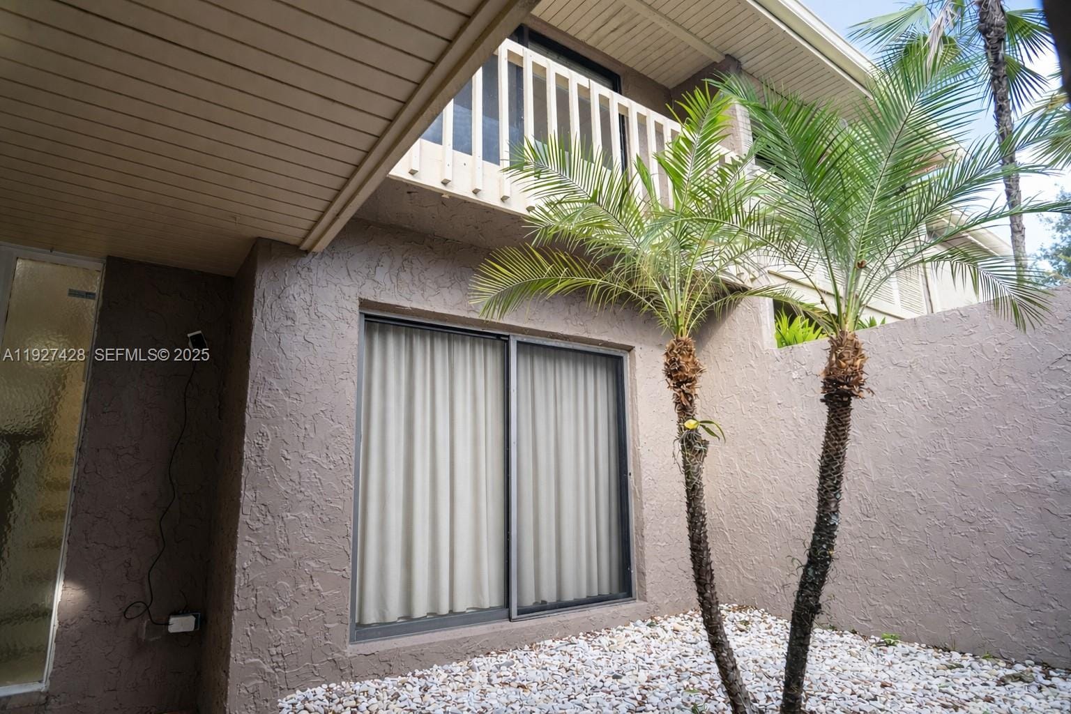 2305 Saint Andrews Road 129, Hollywood, FL 33021 photo 2