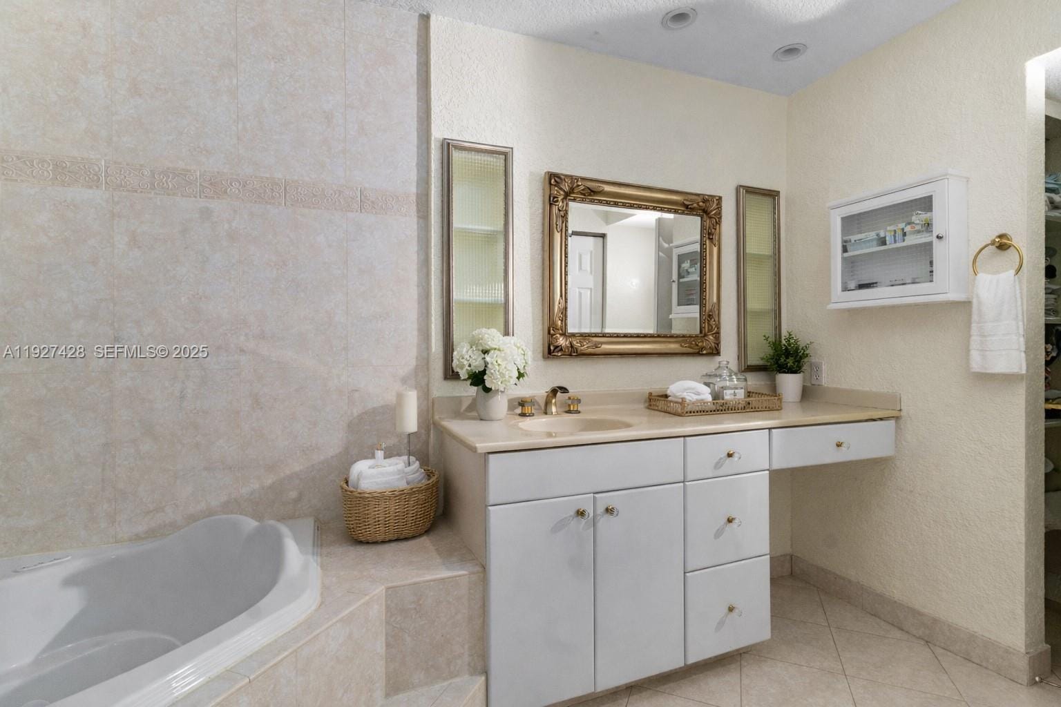 2305 Saint Andrews Road 129, Hollywood, FL 33021 photo 23