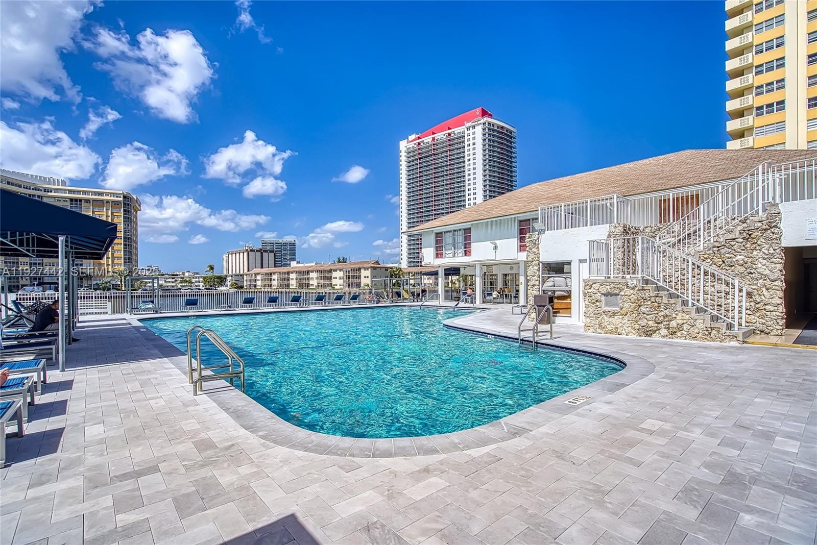 1849 S Ocean Drive 1405 — photo 2