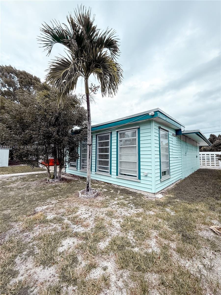 1403 Grouper Drive, Marathon, FL 33050 photo 11