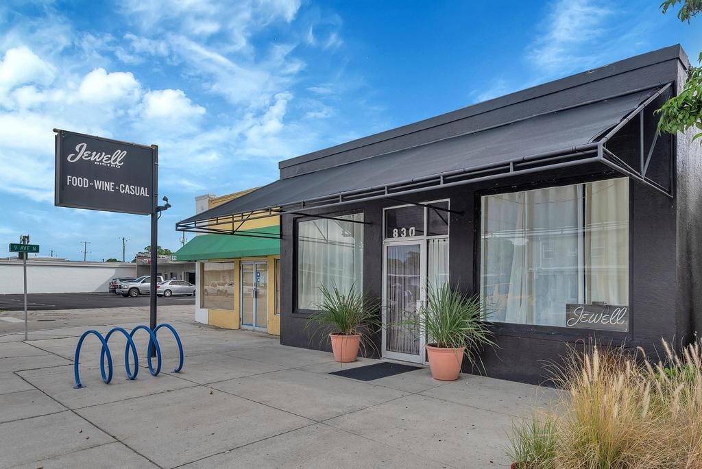 830 N Dixie Highway, Lake Worth Beach, FL 33460